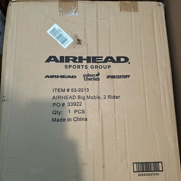 AirHead BIG Mable 1-2 rider towable tube for 🛥️ boating and 🌊 water sports - Picture 2 of 7